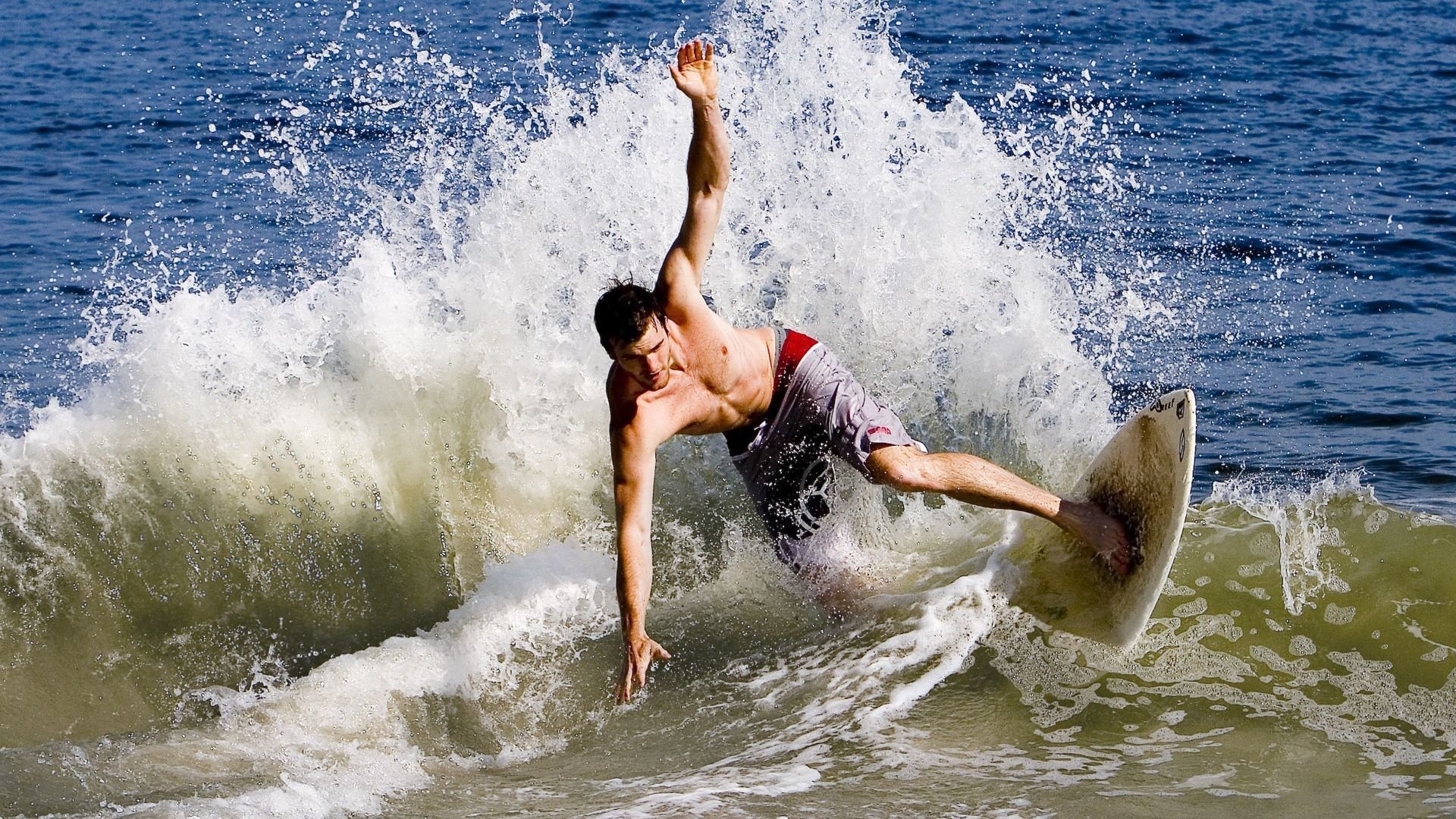 “马丁·高尔西在美洲狮队中的重要作用与未来发展”