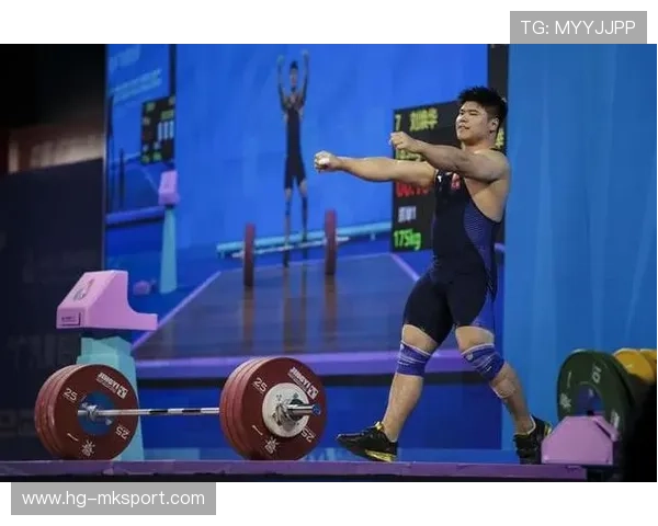 世界举重科研论坛启动基层教练员交流计划，世界举重比赛冠军